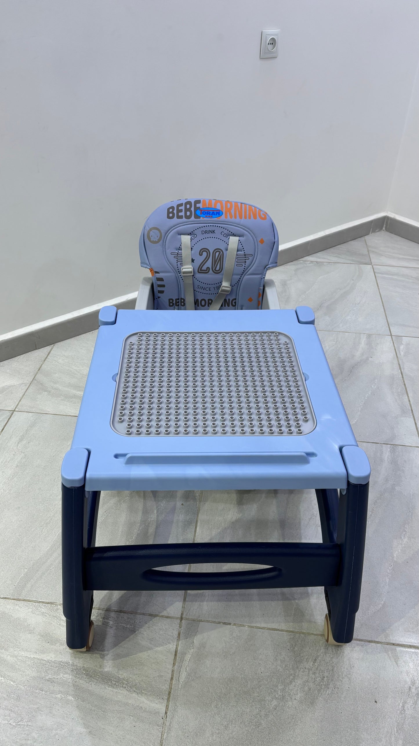 كرسي طعام للأطفال قابل للتحويل طاولة أنشطة، ووضع طعام، وعربة، ومقعد, كرسي متعدد الإستخدامات